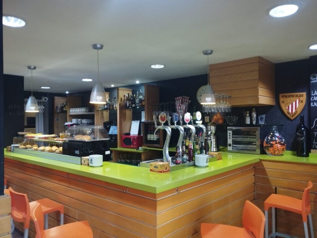 Local o nave en Antonio Trueba