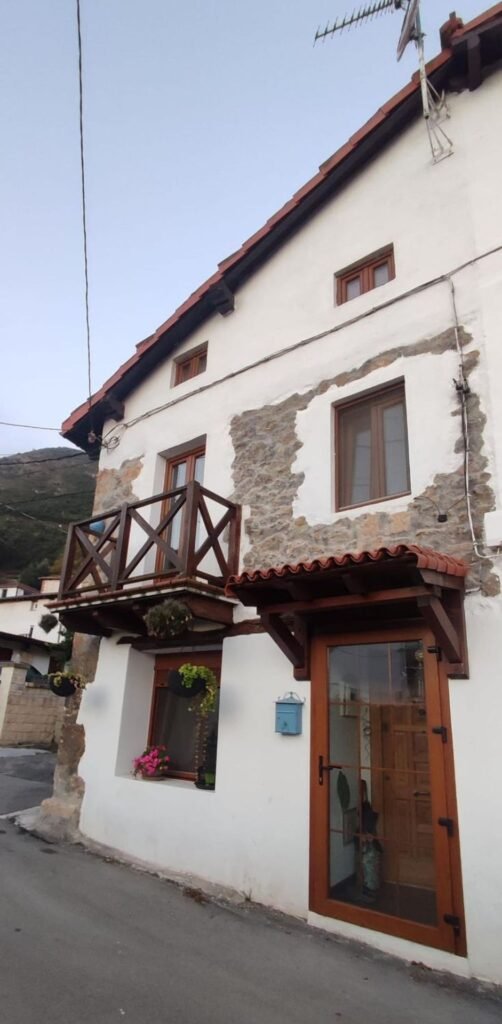 Casa pareada en Barrio Ontón