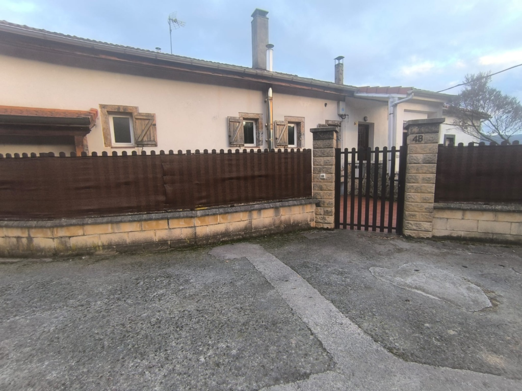 Casa en Barrio Jarralta